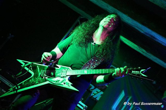 2013-3-vicious-rumors-08